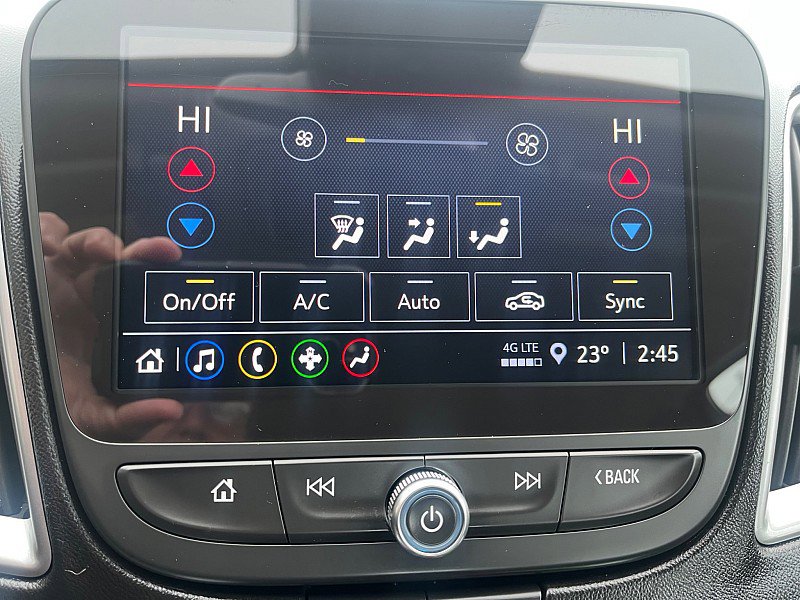 Used 2025 Chevrolet Malibu LT image 32