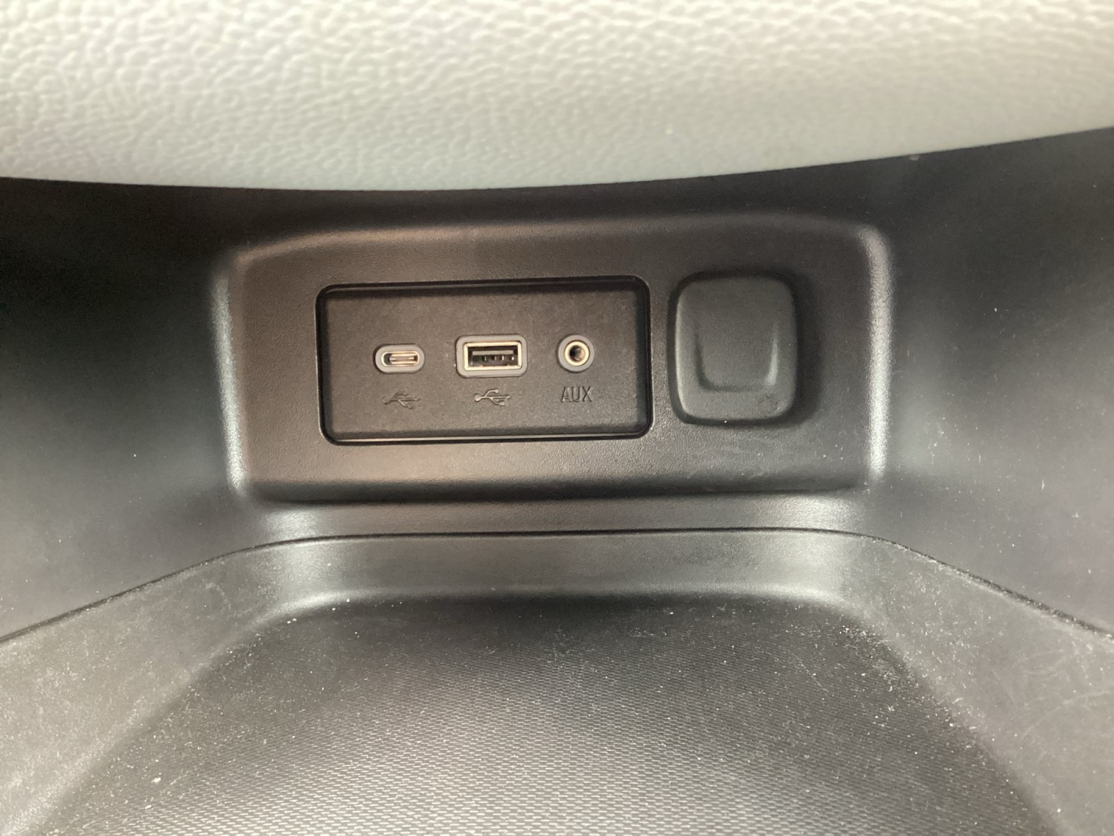 Used 2024 Chevrolet Equinox LS w/ LS Convenience Package AWD/4WD image 23