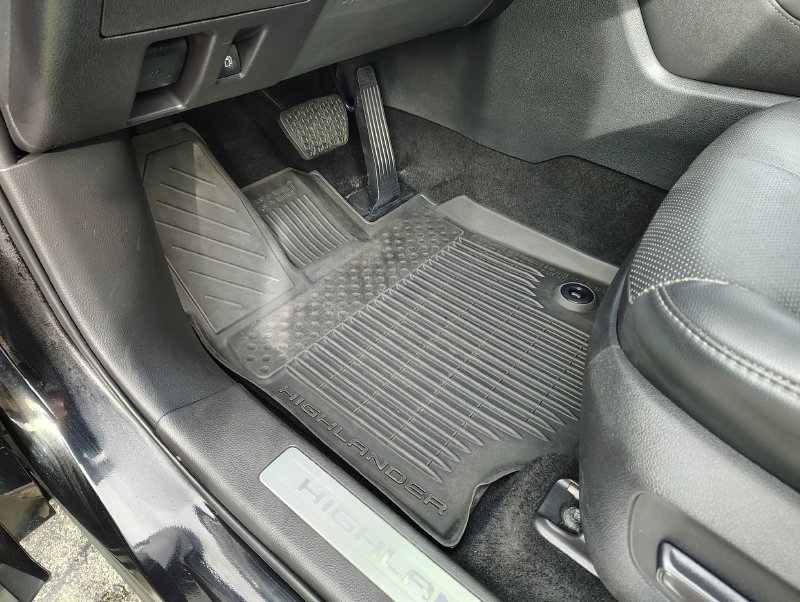 Used 2023 Toyota Highlander Limited AWD/4WD image 15