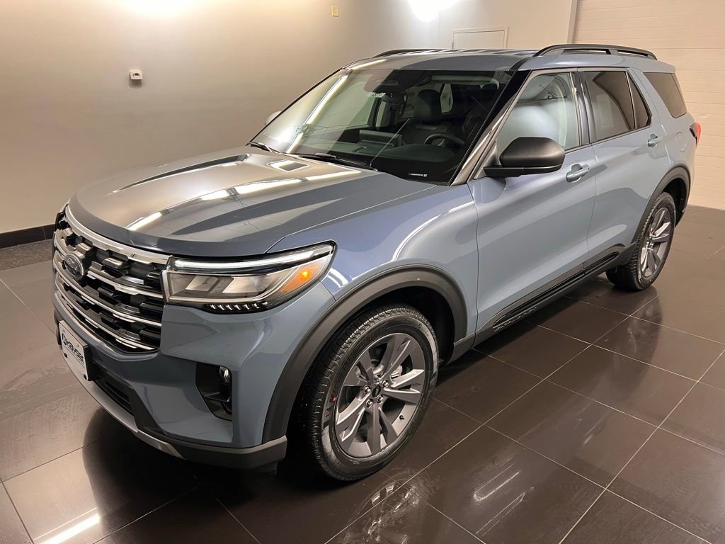 New 2026 Ford Explorer Active w/ Active Comfort Package AWD/4WD image 4