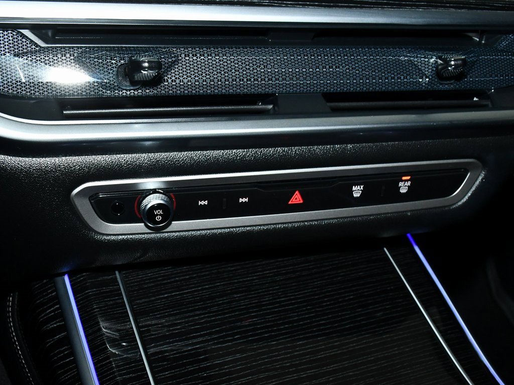 Used 2024 BMW X7 xDrive40i w/ Executive Package image 47