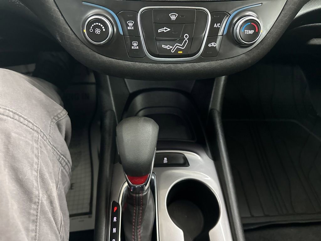 Used 2022 Chevrolet Malibu RS image 48