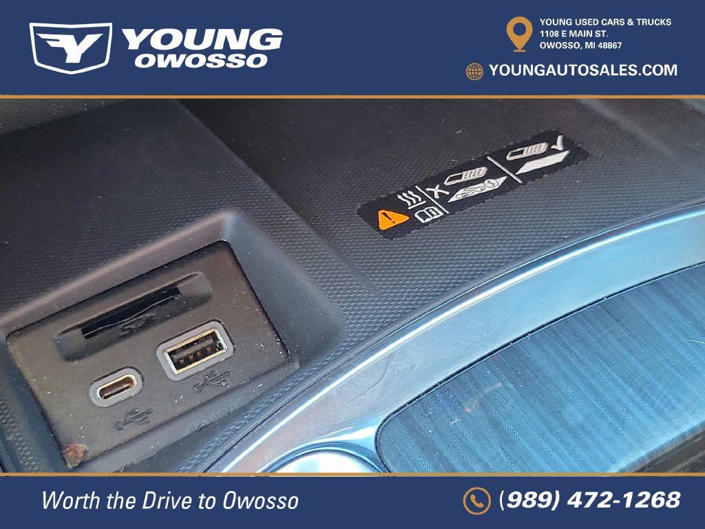Certified 2024 Buick Enclave Essence w/ Trailering Package, 5000 lbs. AWD/4WD image 20