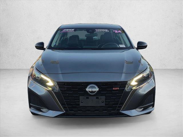 Used 2024 Nissan Altima 2.5 SR FWD image 2