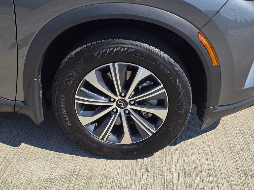 Used 2024 INFINITI QX60 Pure image 9