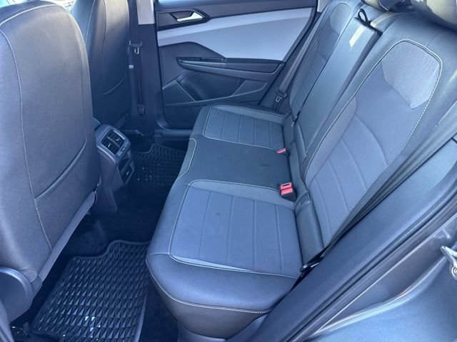 Certified 2023 Volkswagen Taos SE w/ Panoramic Sunroof Package image 30