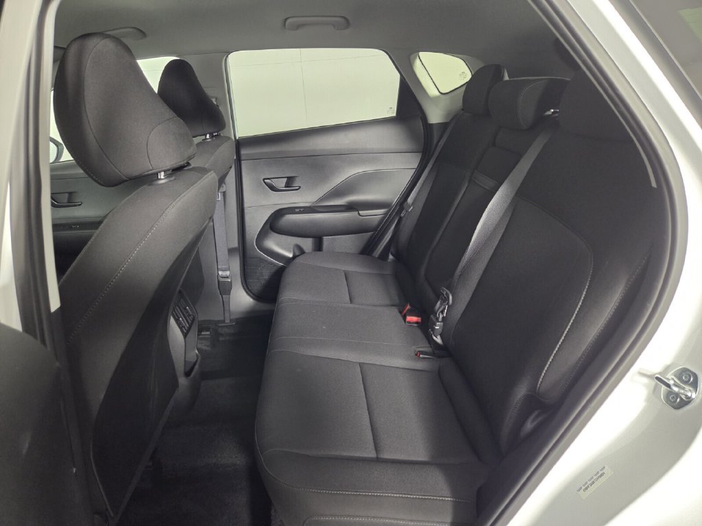 Used 2026 Hyundai Kona SEL Sport FWD image 21