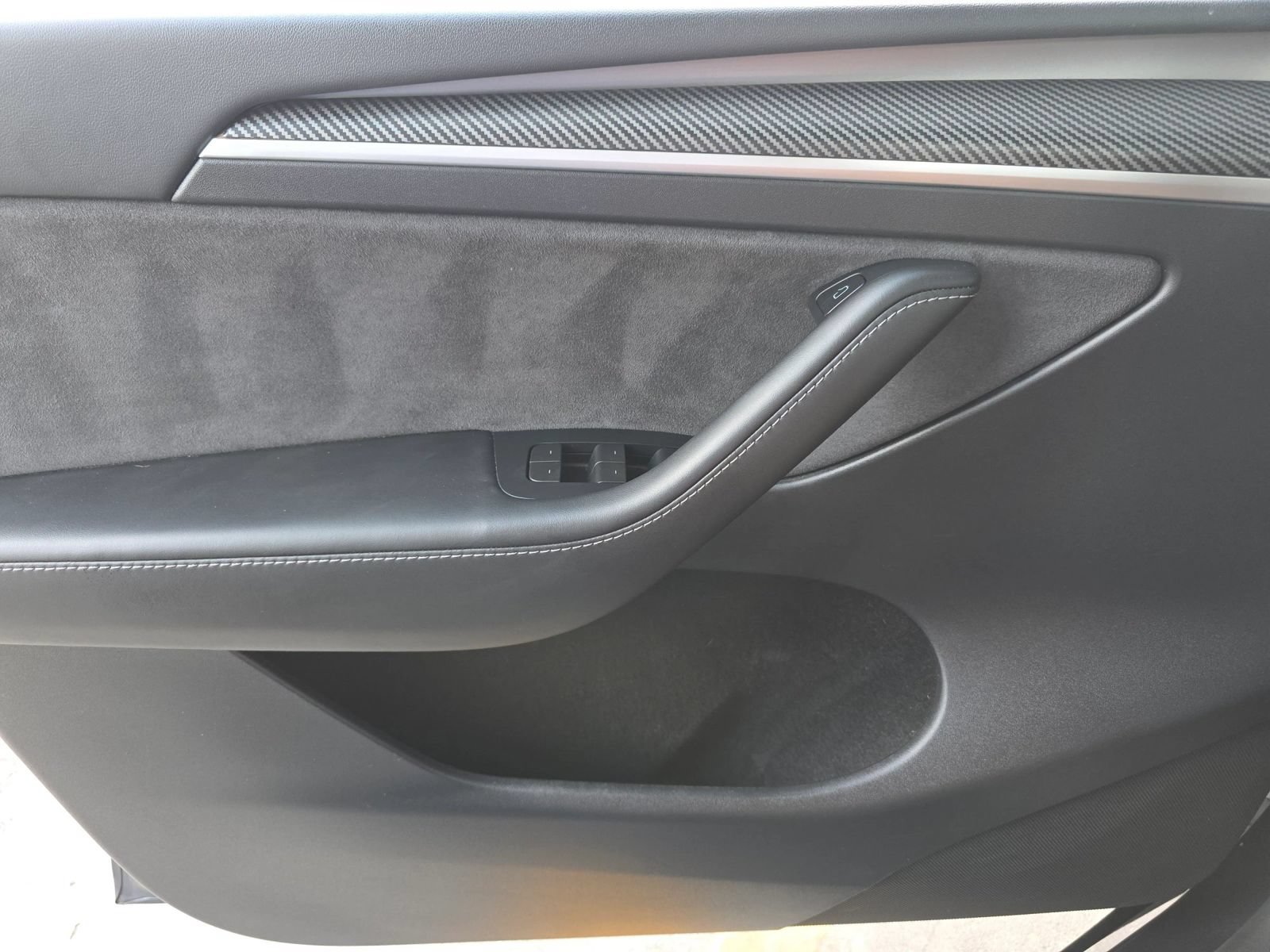 Used 2023 Tesla Model Y Performance AWD/4WD image 22