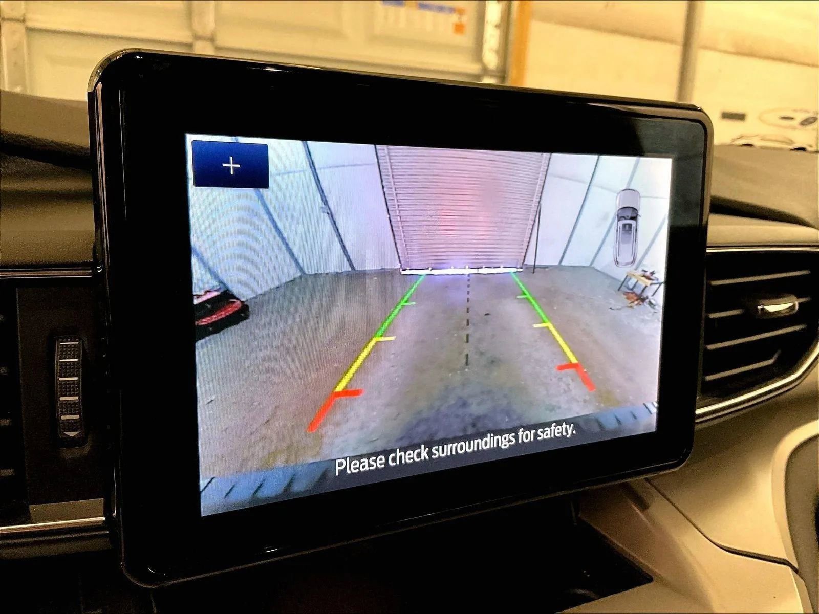 Used 2022 Ford Explorer XLT w/ Equipment Group 202A AWD/4WD image 20