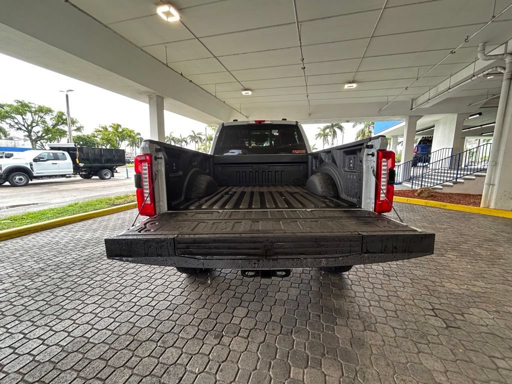 New 2026 Ford F250 Lariat w/ Black Appearance Package AWD/4WD image 35