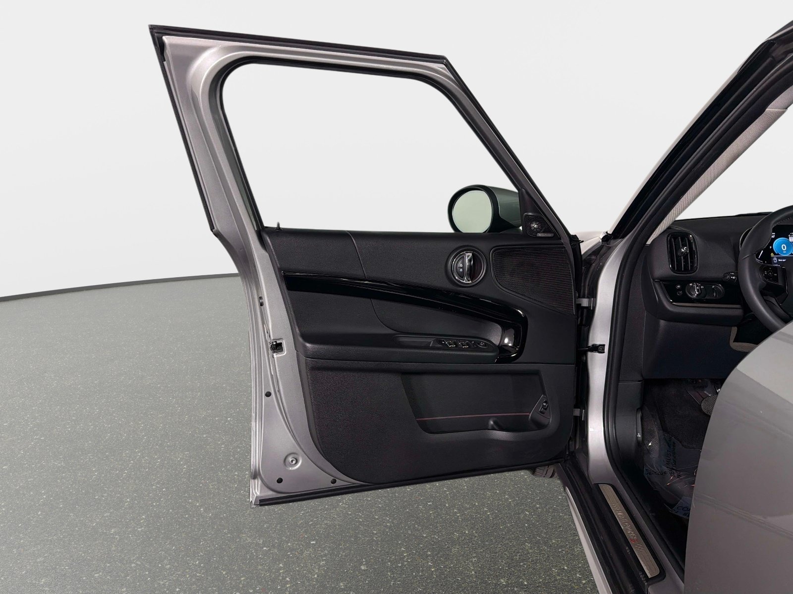 Used 2024 MINI Cooper Countryman S FWD image 34