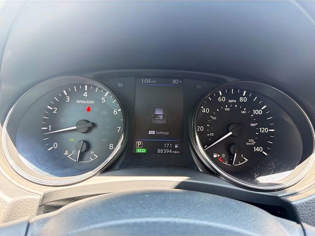 Used 2019 Nissan Rogue SV w/ Premium Package FWD image 38