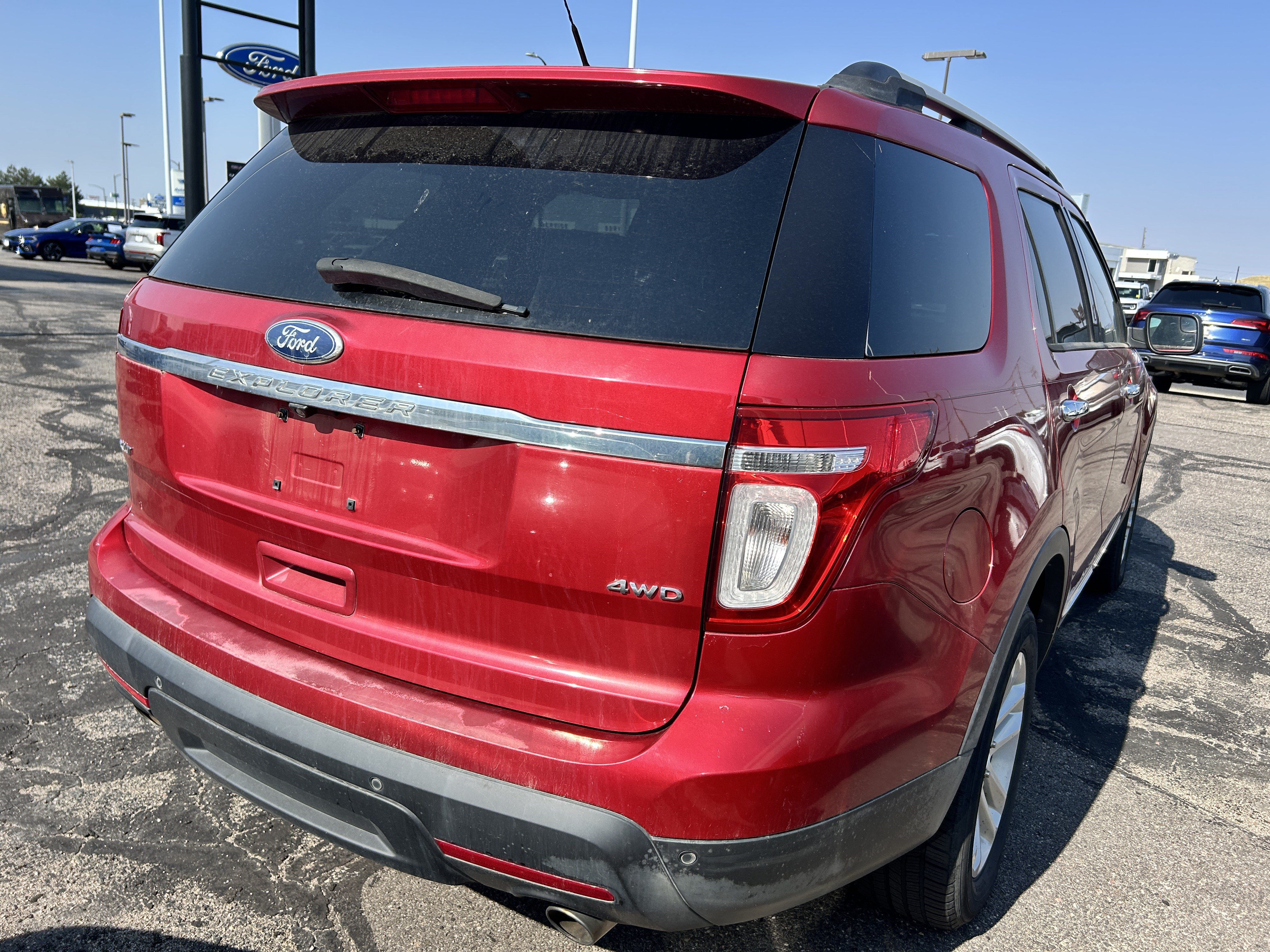 Used 2012 Ford Explorer XLT AWD/4WD image 5