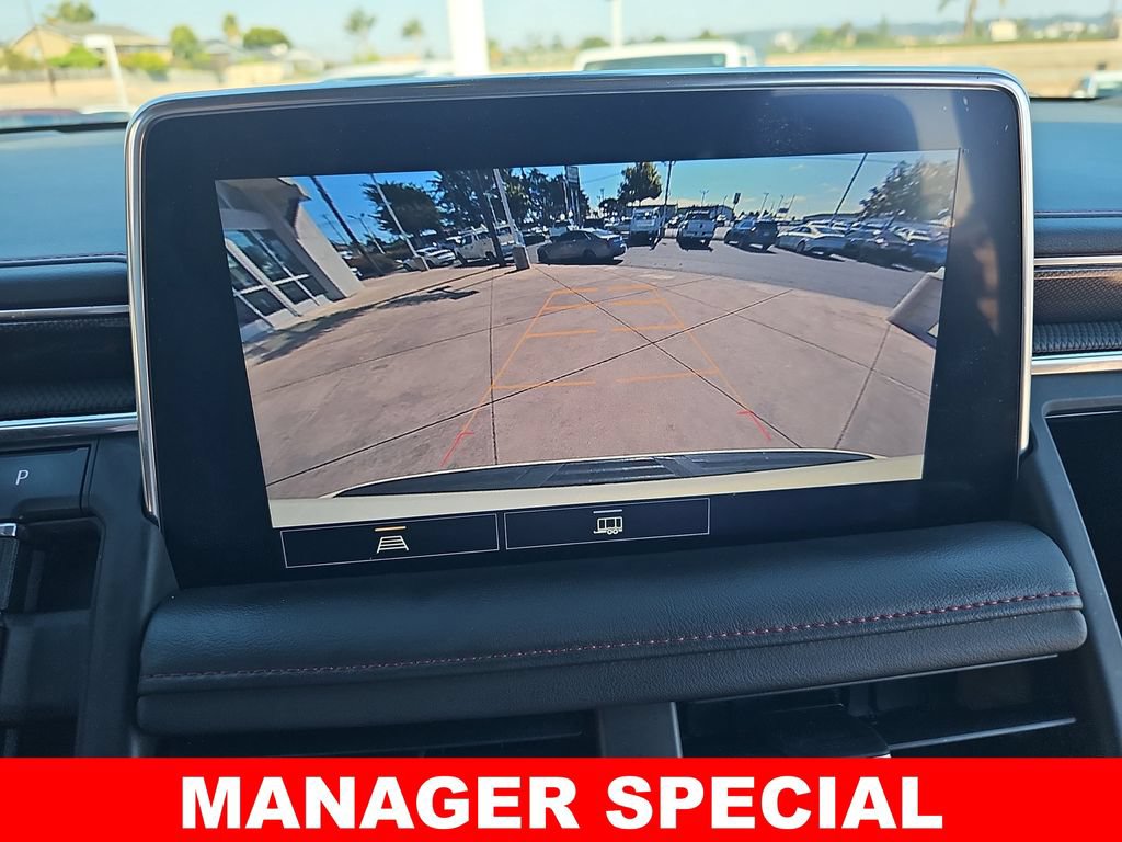 Used 2021 Chevrolet Suburban RST AWD/4WD image 24