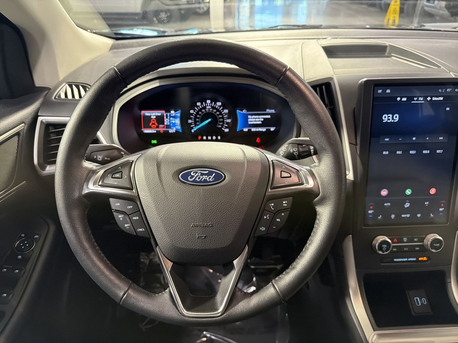 Used 2024 Ford Edge SEL AWD/4WD image 45