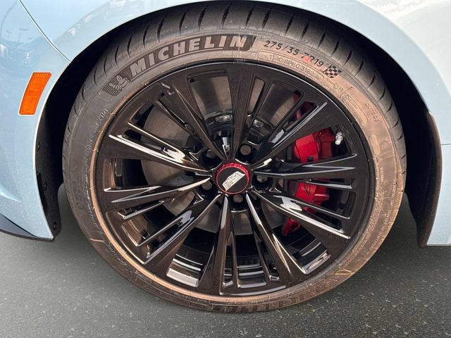 New 2026 Cadillac CT5 V Blackwing w/ LPO, Red Accent Package RWD image 10