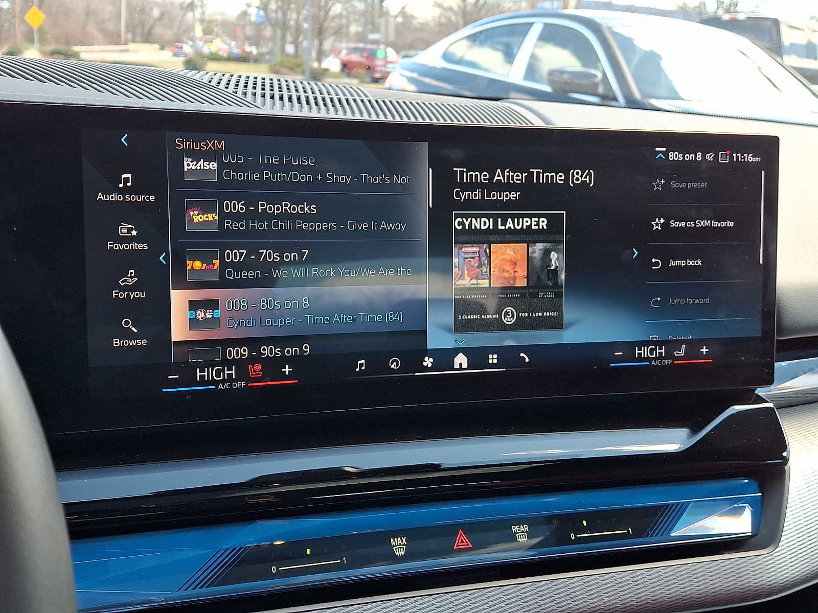 Used 2024 BMW i5 eDrive40i w/ M Sport Package RWD image 17