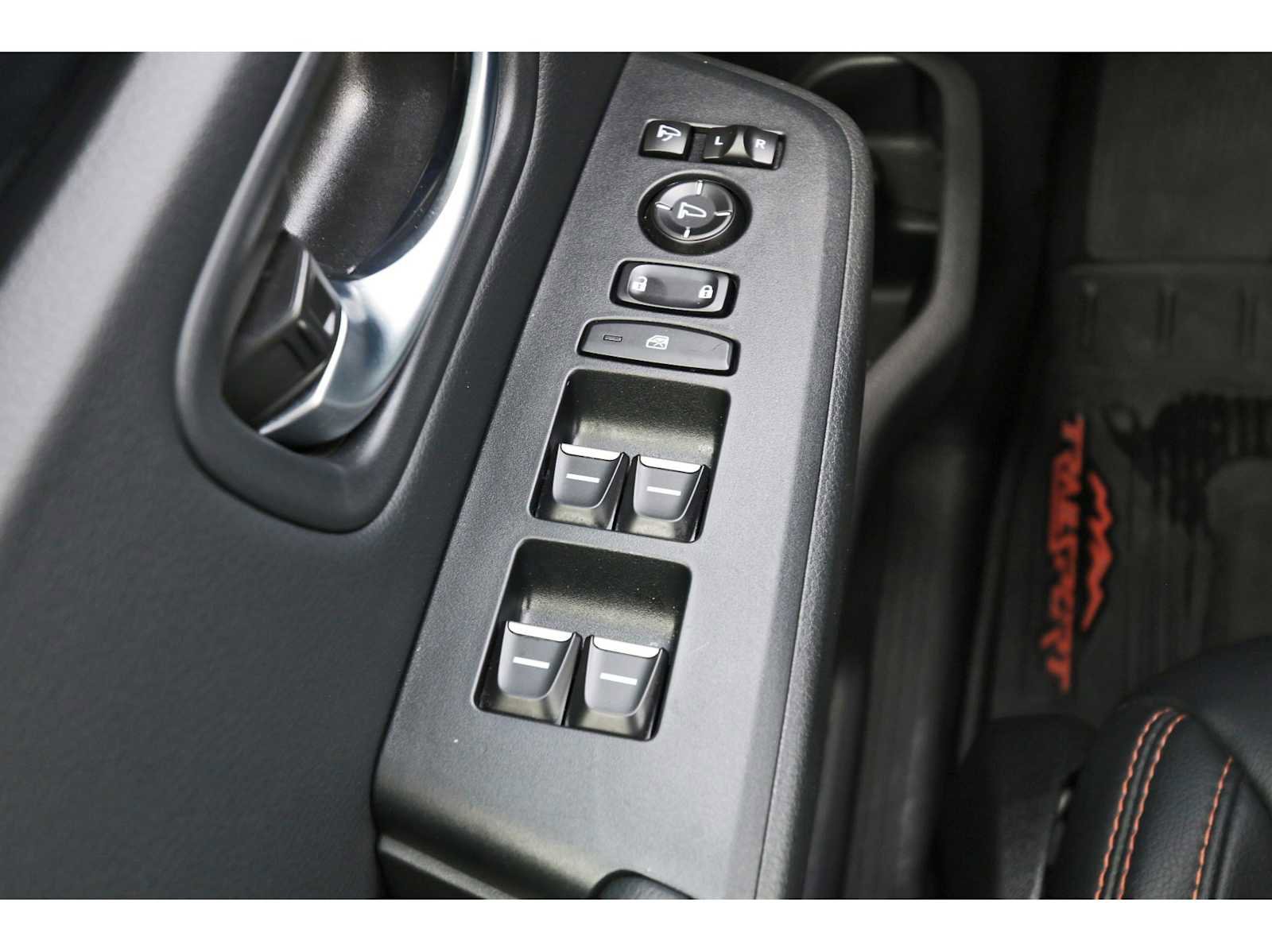 Used 2025 Honda Pilot TrailSport image 22