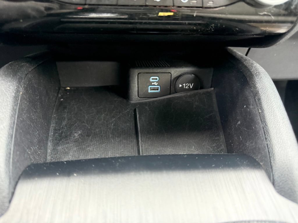 Used 2022 Ford Escape SE w/ Convenience Package FWD image 24