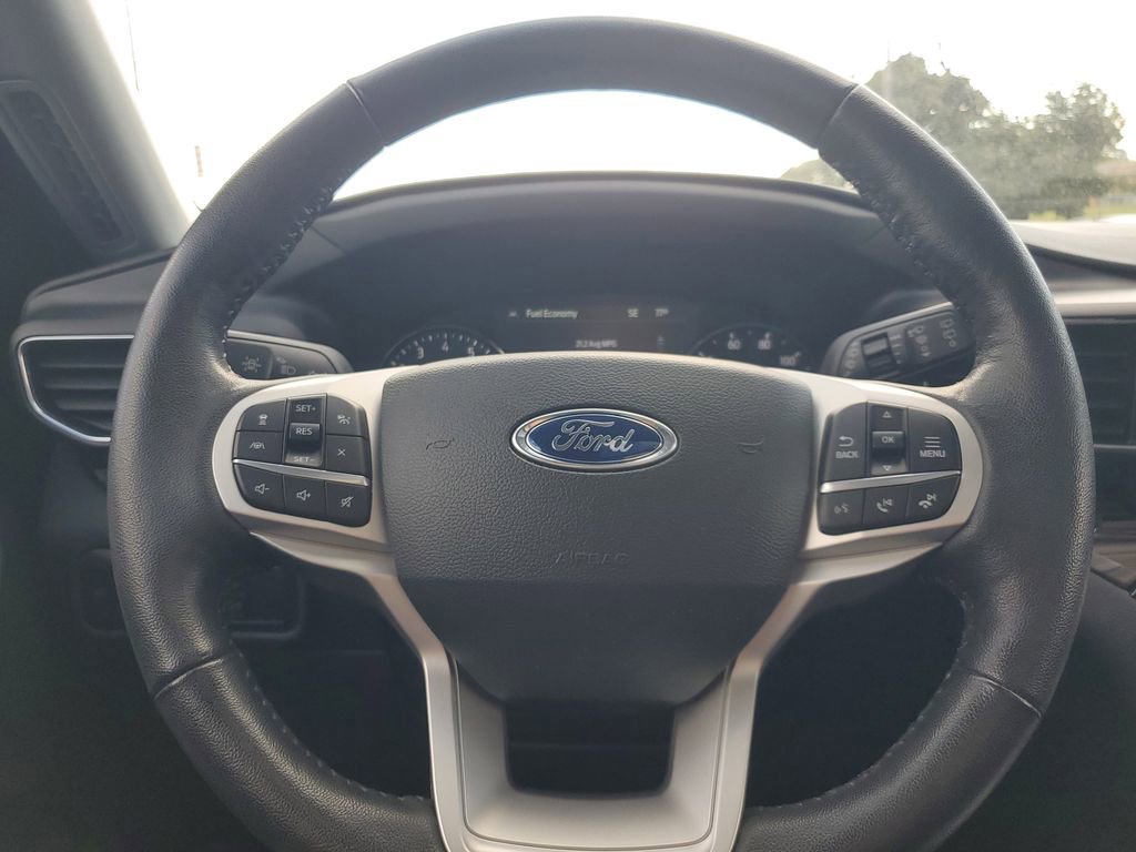Used 2023 Ford Explorer Limited w/ Equipment Group 301A image 11
