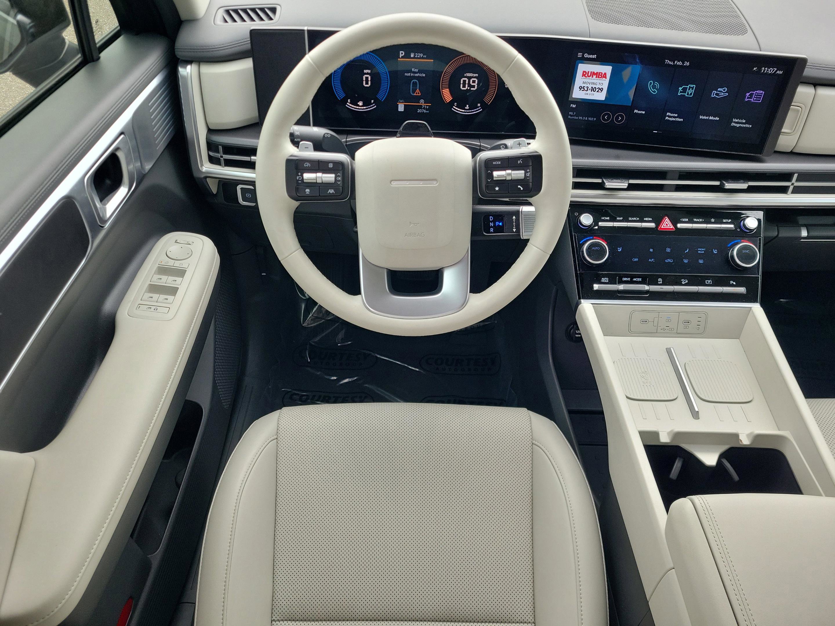 Certified 2025 Hyundai Santa Fe SEL image 16