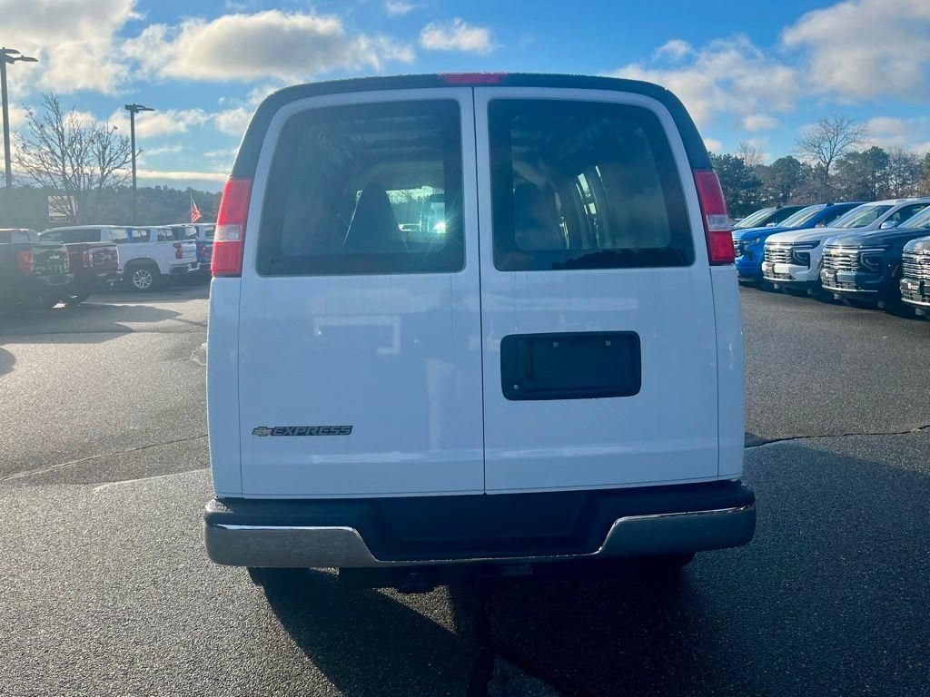 New 2025 Chevrolet Express 2500 w/ Driver Convenience Package RWD image 4