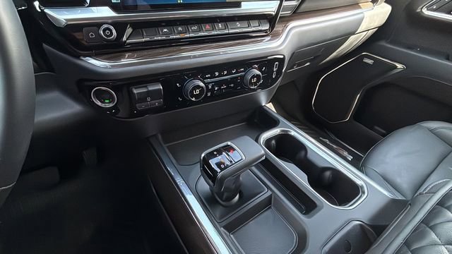 Used 2024 Chevrolet Silverado 1500 LT Trail Boss w/ Convenience Package II image 14