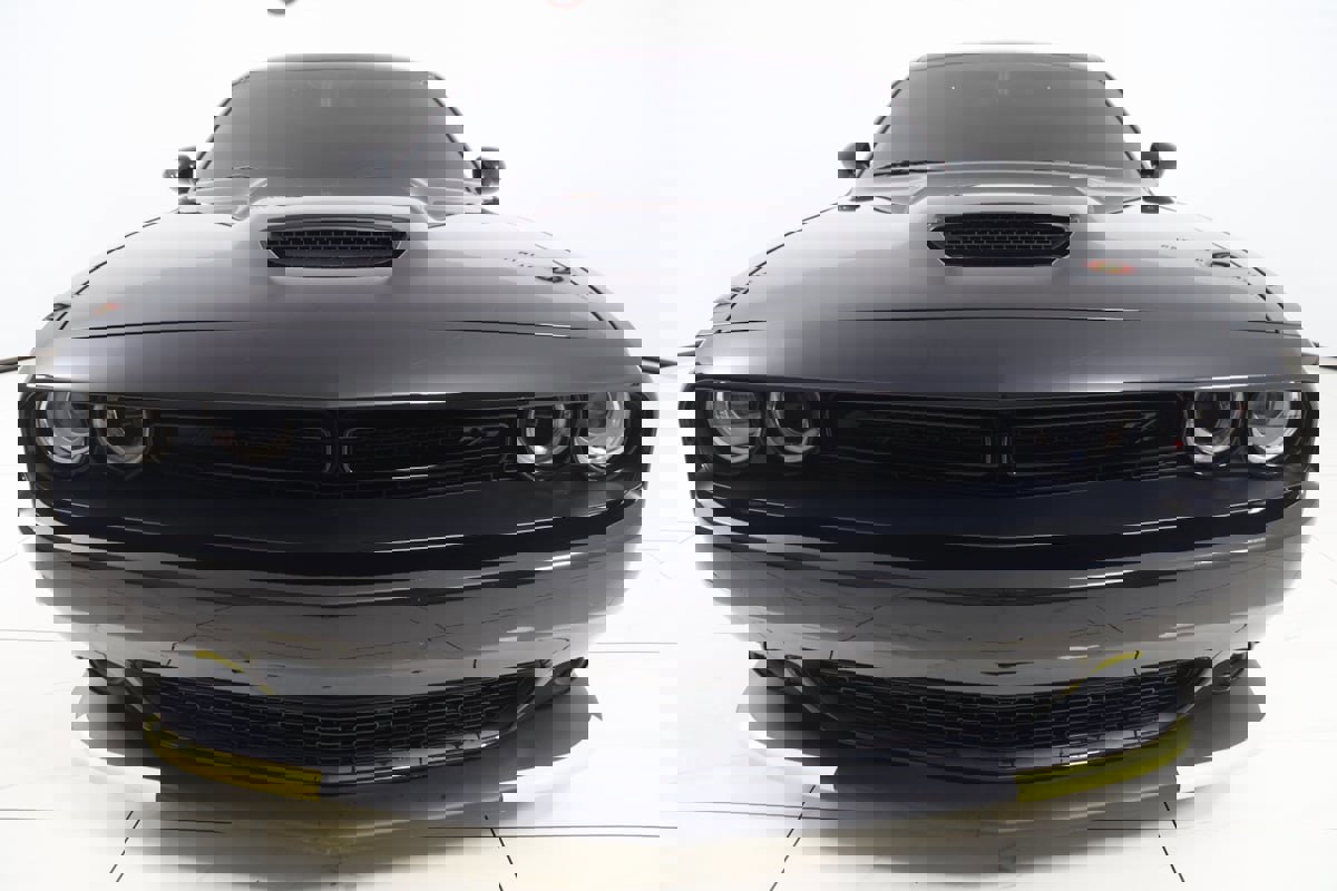 Used 2022 Dodge Challenger R/T w/ Blacktop Package image 44