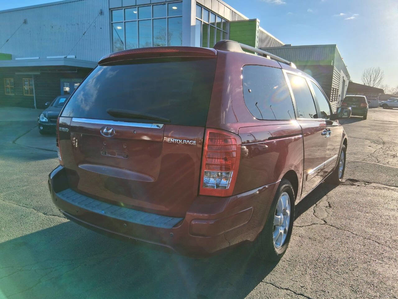 Used 2007 Hyundai Entourage Limited image 5