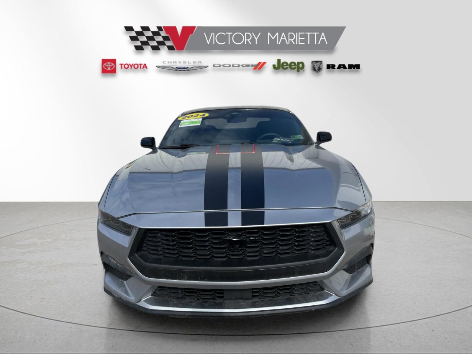 Used 2024 Ford Mustang Coupe image 7