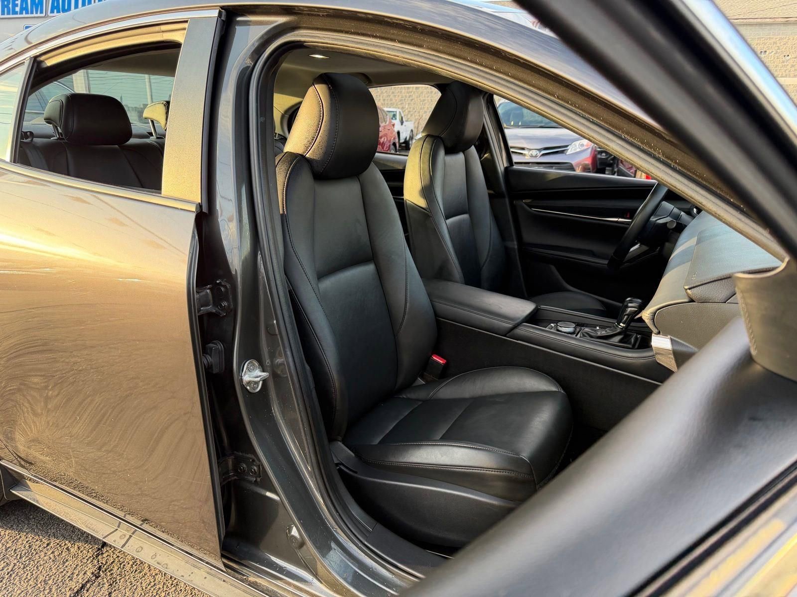 Used 2021 MAZDA MAZDA3 s image 10