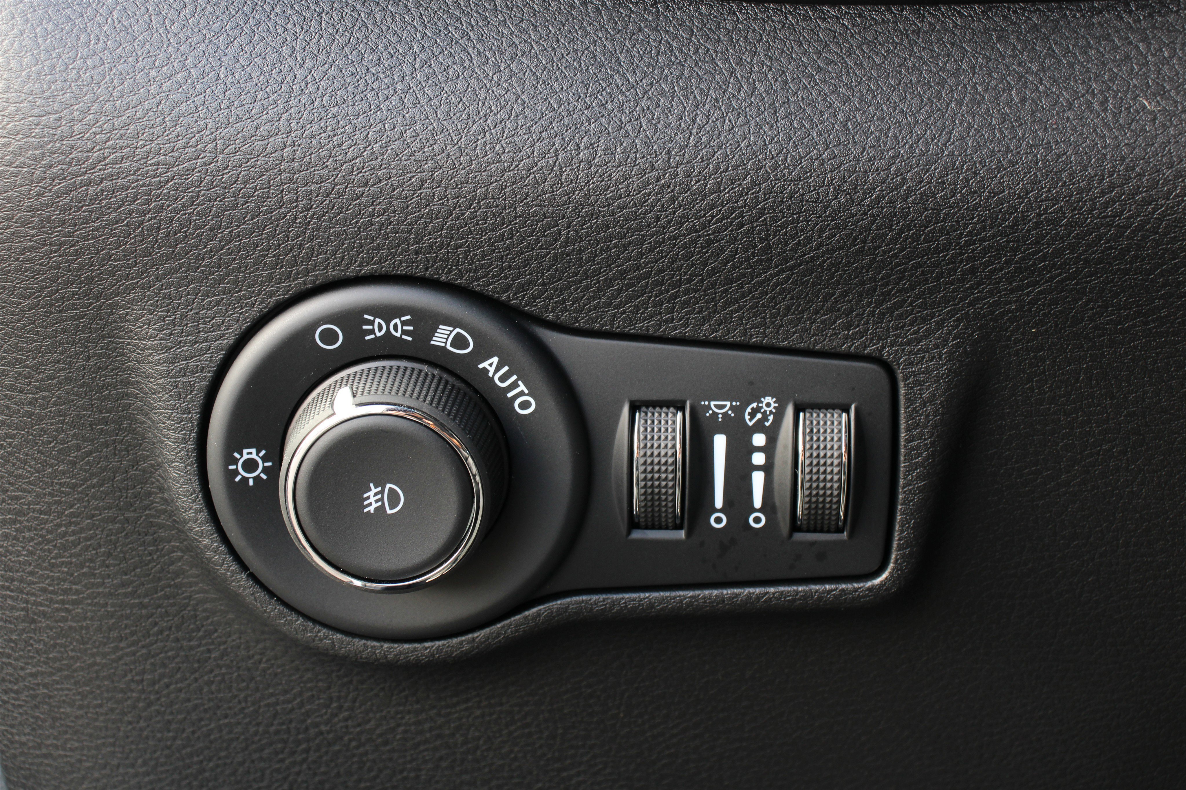 New 2026 Jeep Compass Latitude w/ Quick Order Package 29K image 11