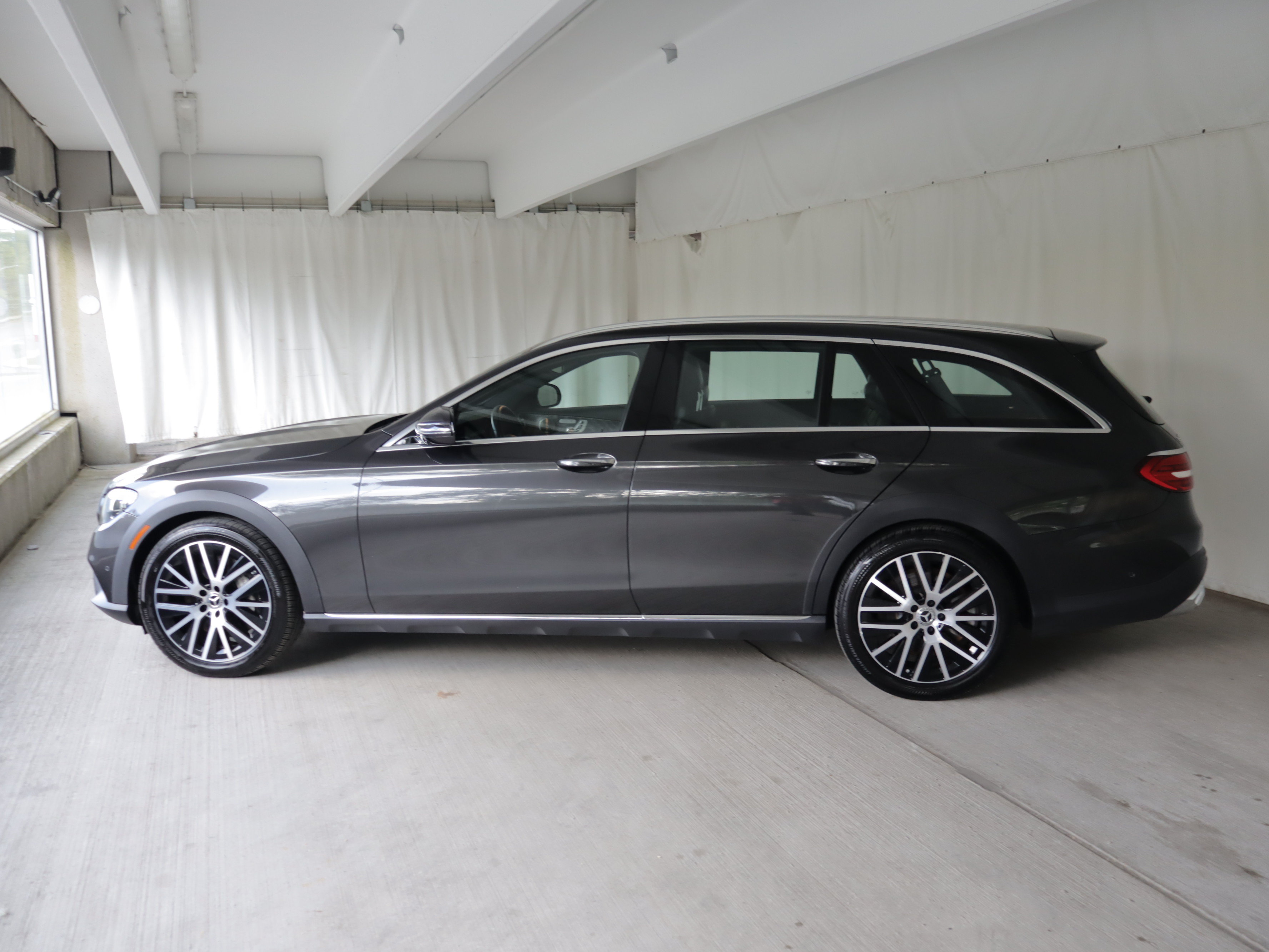 Used 2023 Mercedes-Benz E 450 4MATIC All-Terrain Wagon image 24