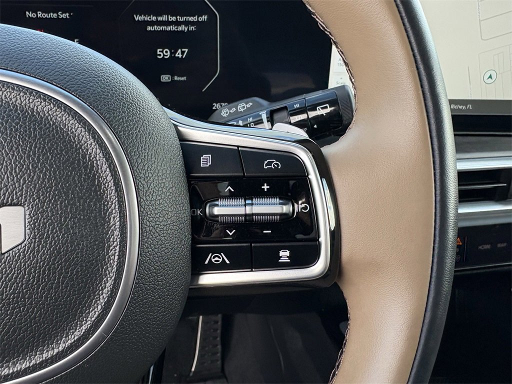 Certified 2025 Kia Sorento SX Prestige w/ Olive Brown Leather Package image 35