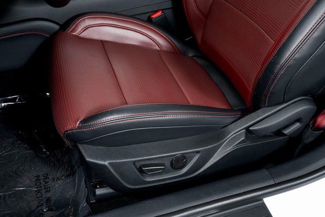 Used 2024 Ford Mustang GT Premium image 19