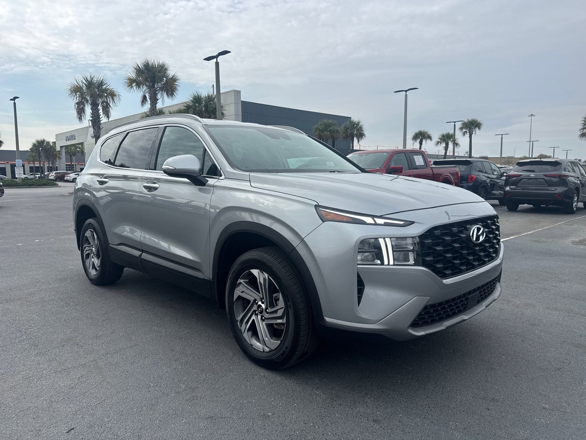 Used 2023 Hyundai Santa Fe SEL AWD/4WD image 32