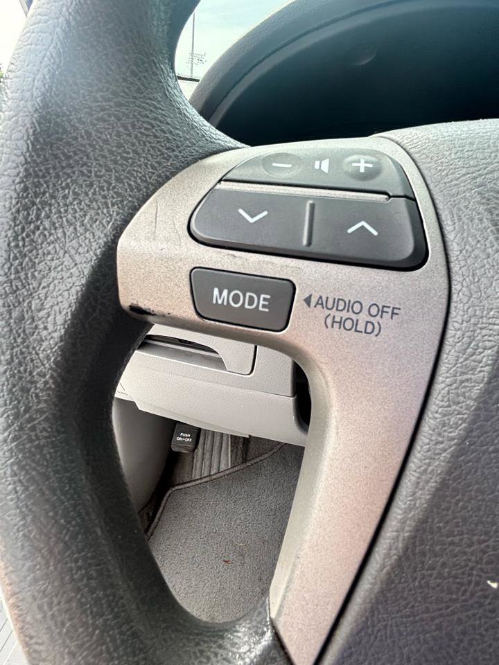 Used 2007 Toyota Camry LE FWD image 12