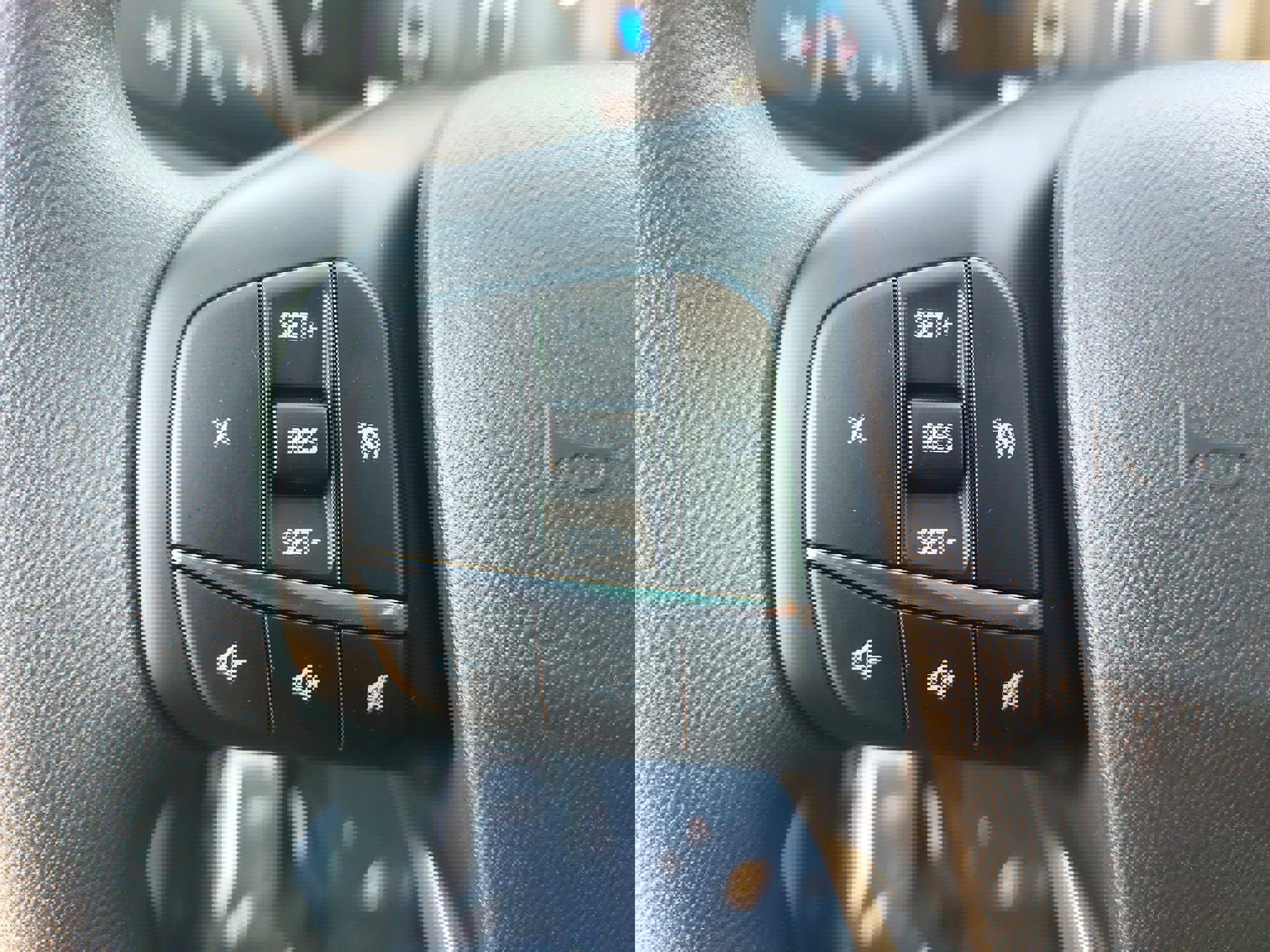 Used 2025 Ford Maverick XLT w/ Equipment Group 302A image 19