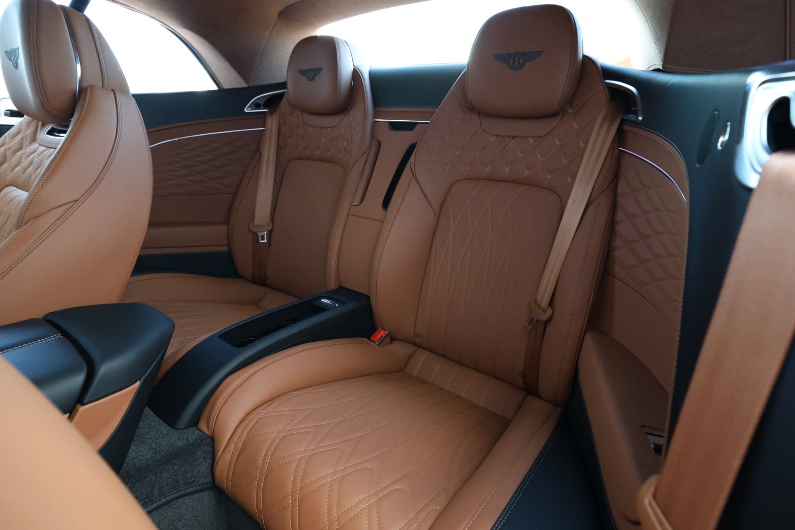 Certified 2026 Bentley Continental GT Azure AWD/4WD image 33