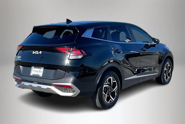 Used 2024 Kia Sportage LX image 5