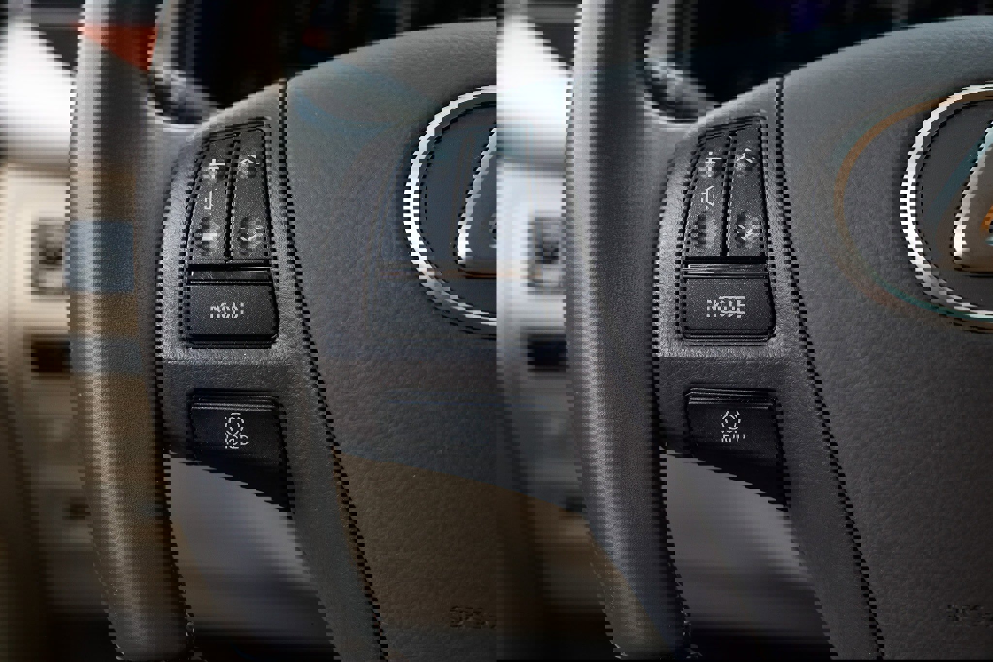 Used 2015 Lexus LS 460 image 32