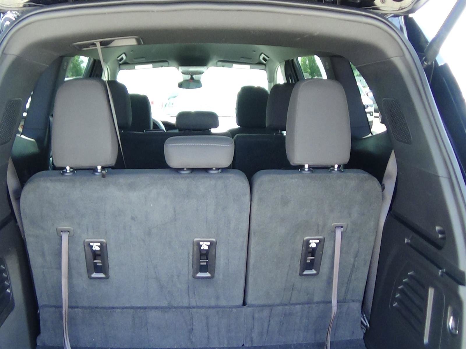 Used 2025 GMC Acadia Elevation FWD image 12
