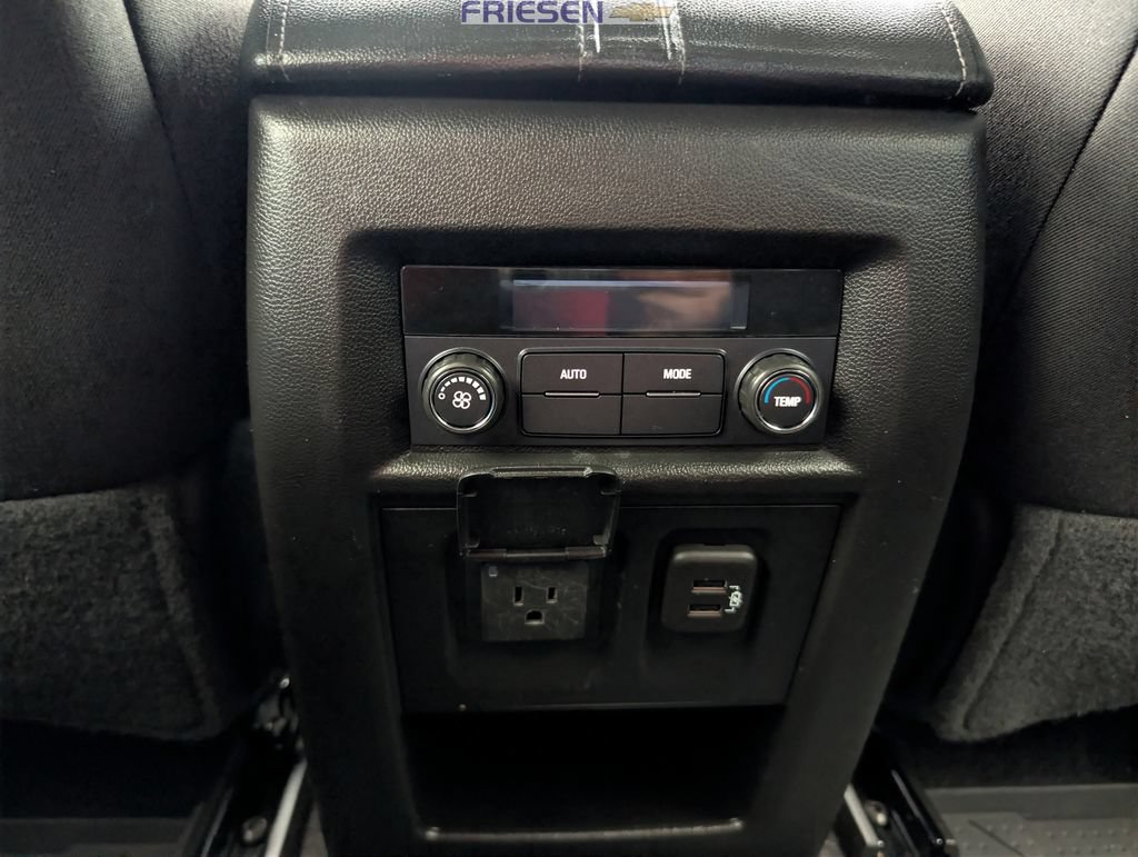 Used 2023 Chevrolet Traverse LT w/ LPO, Floor Liner Package AWD/4WD image 17