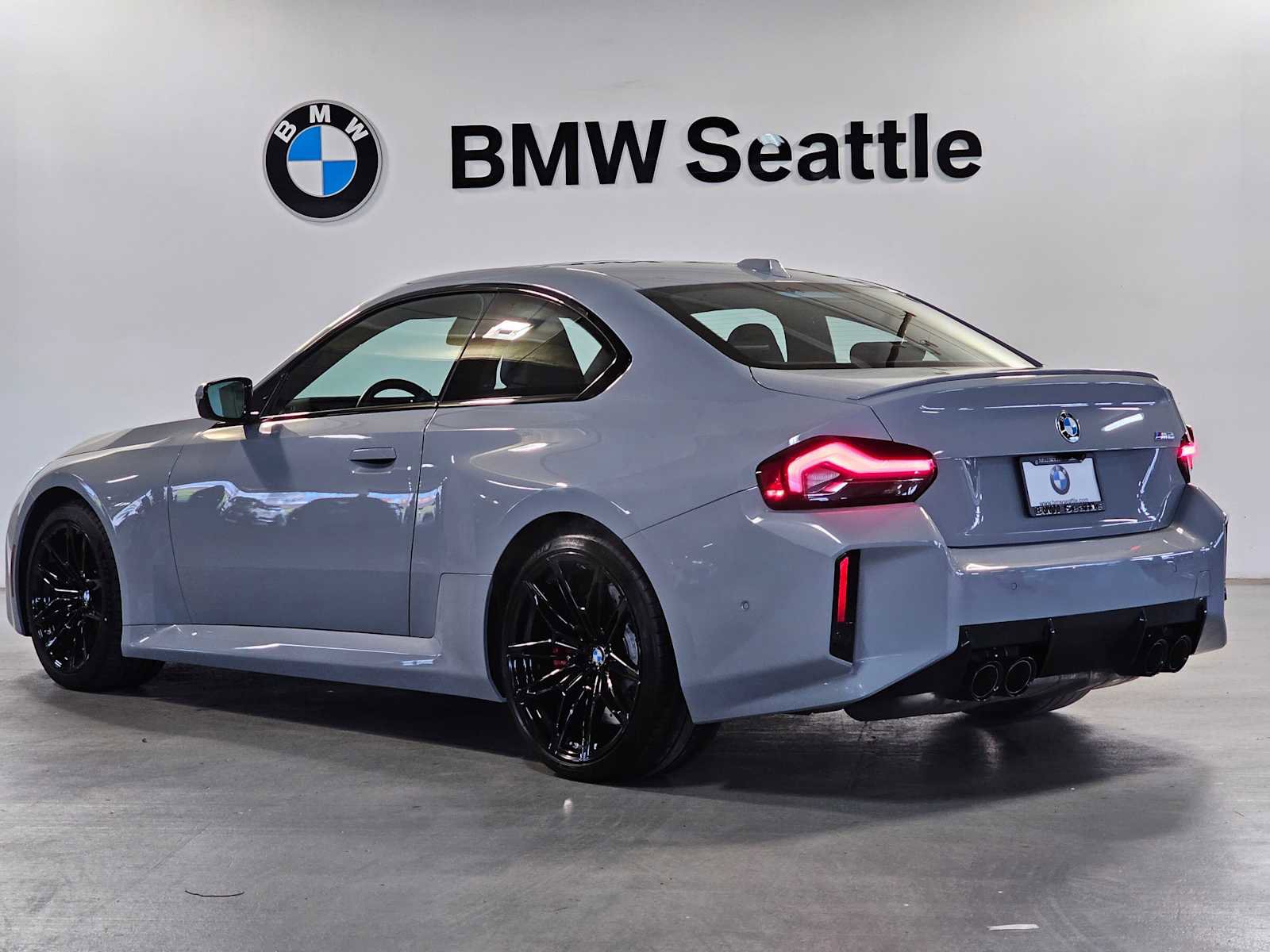 Used 2024 BMW M2 image 4