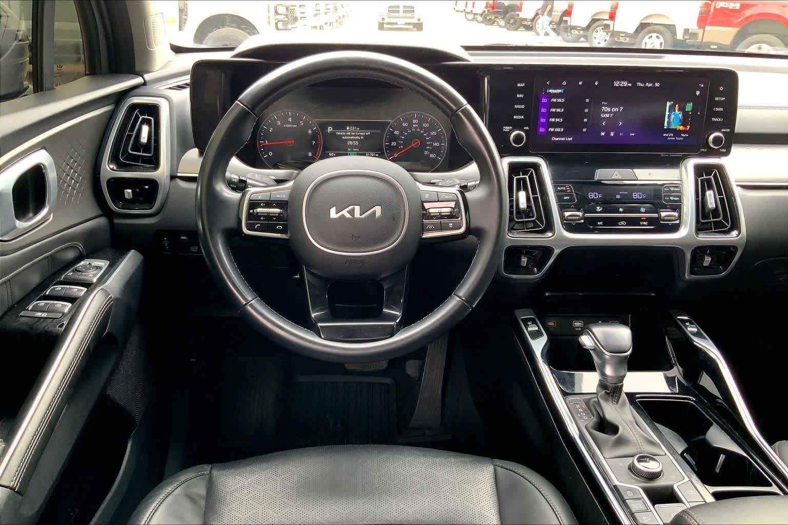 Certified 2022 Kia Sorento SX AWD/4WD image 5