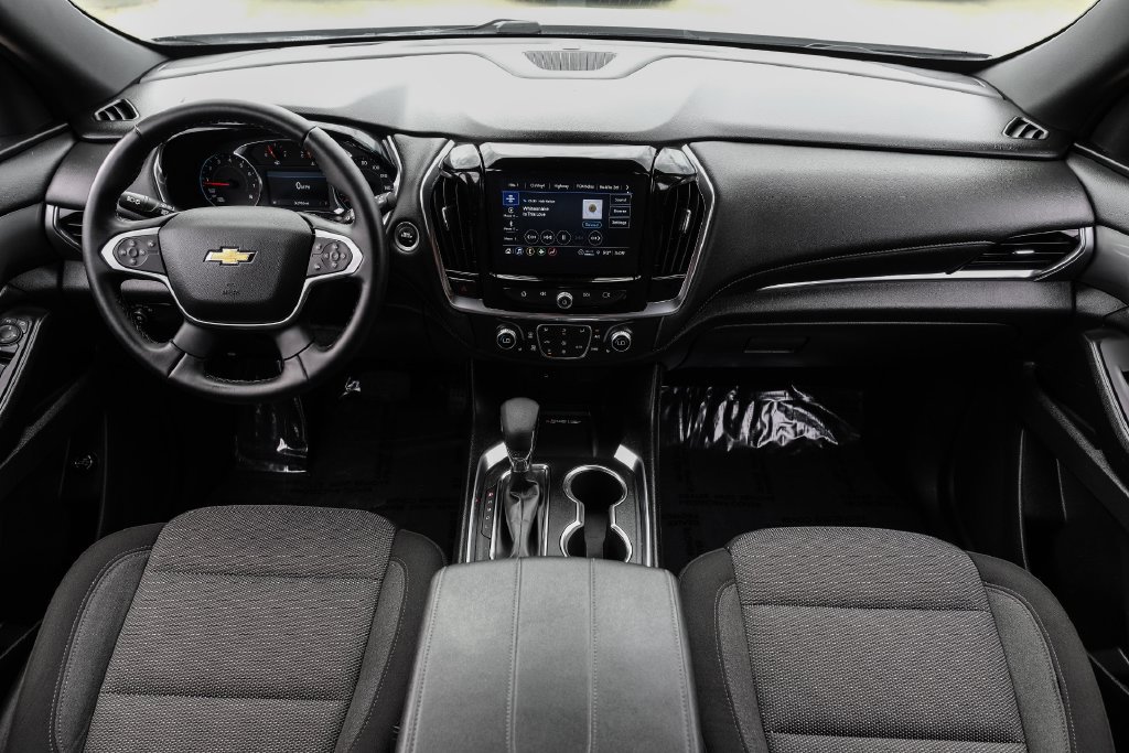 Used 2023 Chevrolet Traverse LT AWD/4WD image 12