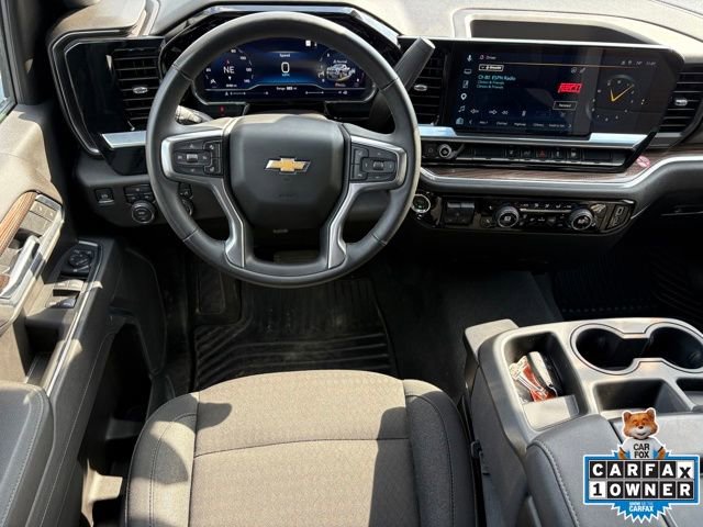 Used 2025 Chevrolet Silverado 2500 LT w/ Convenience Package image 9
