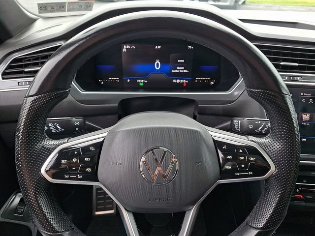 Used 2022 Volkswagen Tiguan SE R-Line AWD/4WD image 19