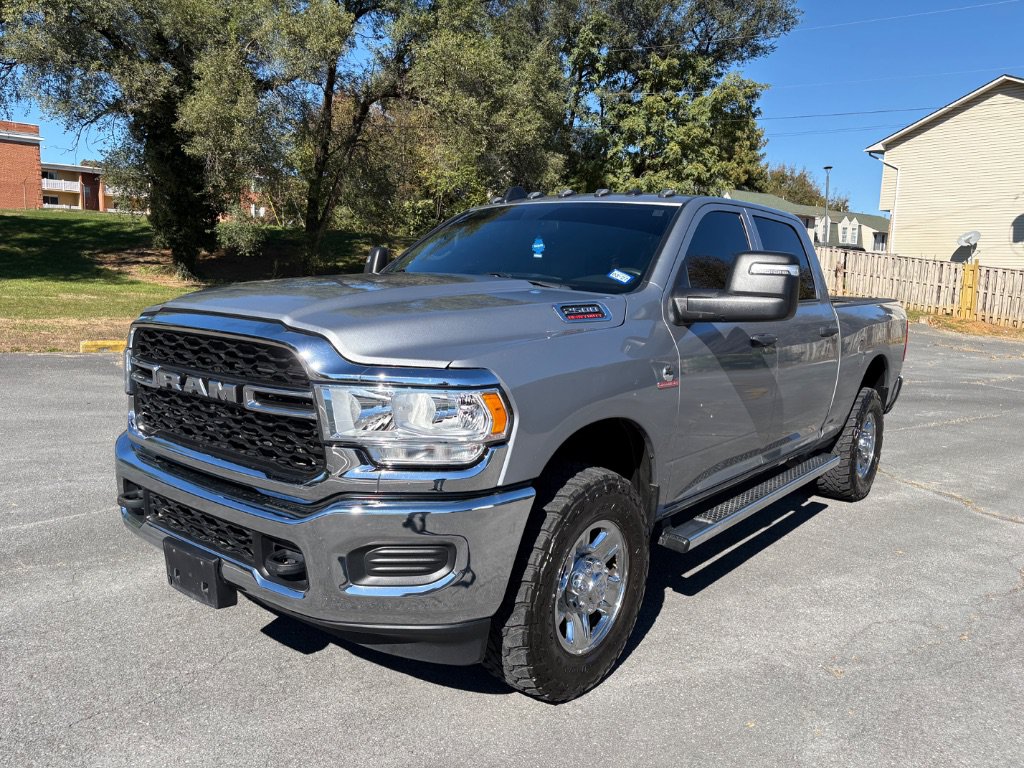 Used 2024 RAM 2500 Tradesman w/ Chrome Appearance Group