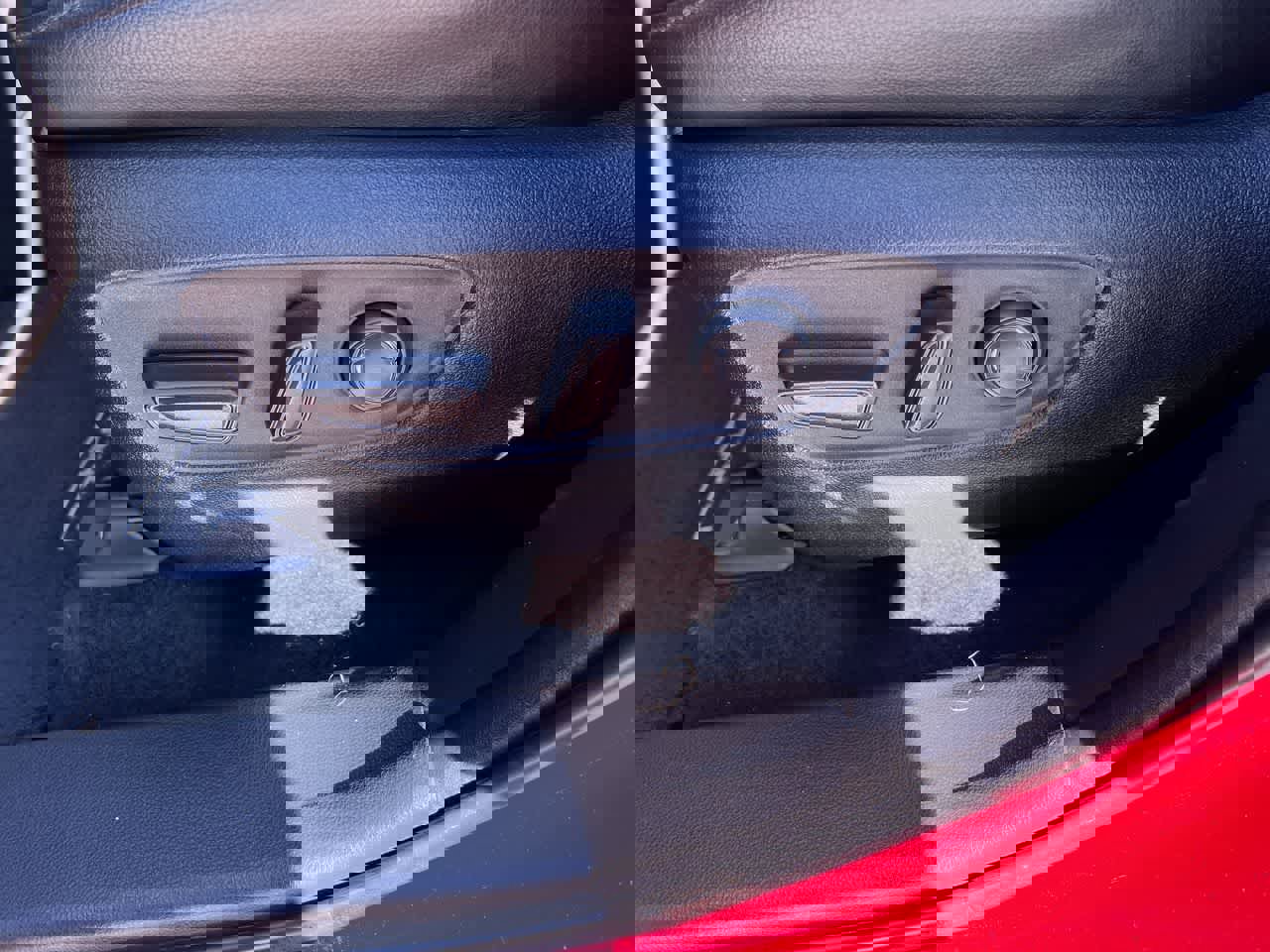 Used 2022 Toyota Highlander XSE image 12